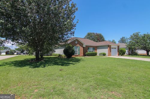 330 Tyson Glen Dr, Warner Robins, GA, 31088-2399 | Card Image