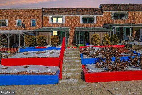 2104 Berryhill St, HARRISBURG, PA, 17104-2005 | Card Image