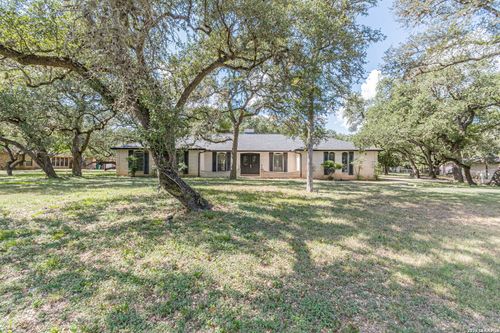 30715 Onion Crk, Bulverde, TX, 78163-2724 | Card Image