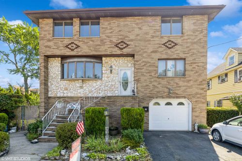 28 Daniel St, Moonachie, NJ, 07074-1123 | Card Image