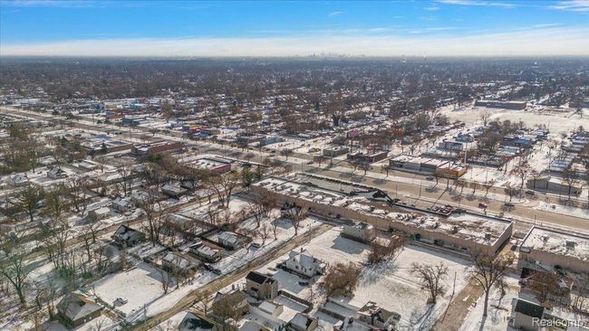 20817 Parkside Blvd, House other with 2 bedrooms, 2 bathrooms and null parking in Ferndale MI | Image 36