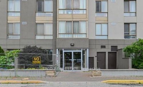 706-2470 Eglinton Ave W, York, ON, M6M5E7 | Card Image