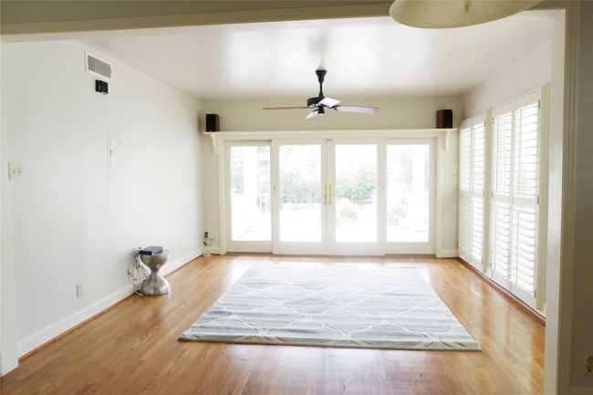 2203 Griswold Ln, House other with 4 bedrooms, 4 bathrooms and 4 parking in Austin TX | Image 14