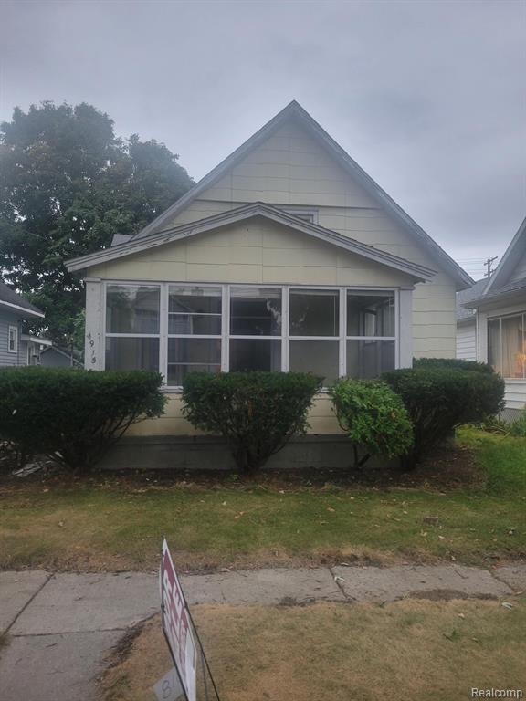 6th St, Port Huron, MI 48060