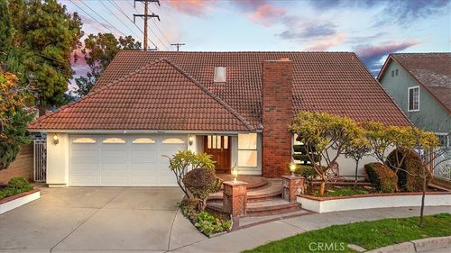 16602 Yvette Way, Cerritos, CA, 90703-1106 | Card Image