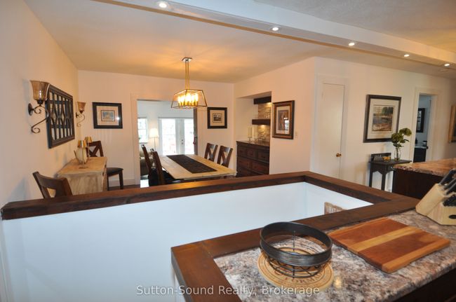 2133 6th Ave W, House other with 2 bedrooms, 2 bathrooms and 3 parking in Owen Sound ON | Image 16