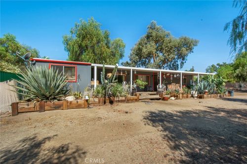 42350 Wilson Valley Rd, Aguanga, CA, 92536-9700 | Card Image