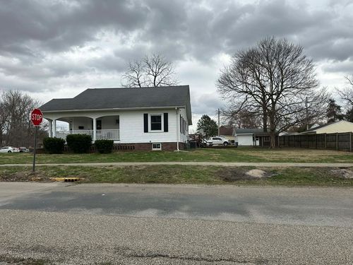 211 N Richman Street, Villa Grove, IL, 61956 | Card Image
