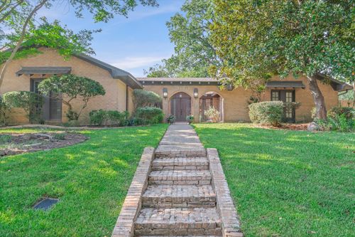 2813 Rockbridge Rd, Tyler, TX, 75701-7438 | Card Image