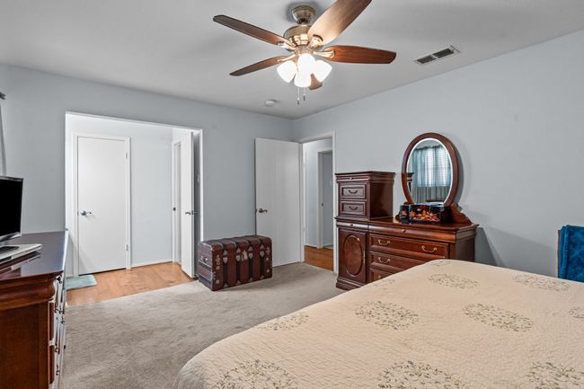 PRIMARY BEDROOM | Image 24