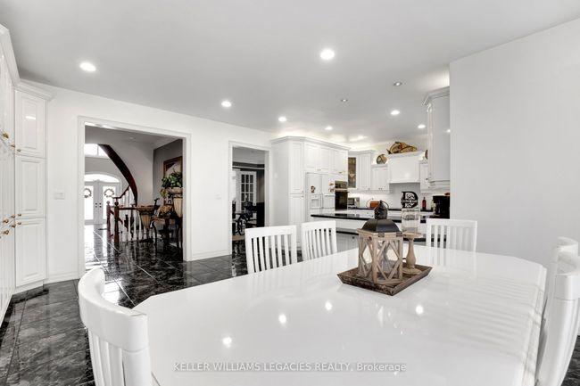 360 Conservation Dr, House other with 6 bedrooms, 4 bathrooms and 8 parking in Brampton ON | Image 22