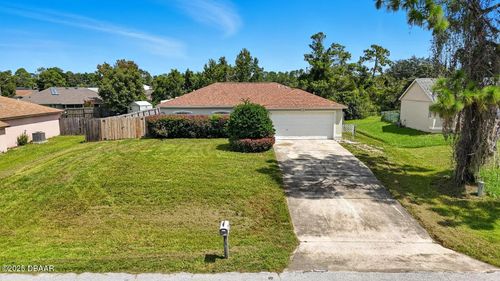 3154 Lynnhaven St, Deltona, FL, 32738-4225 | Card Image