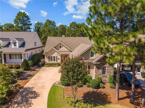 17 Lochwinnock Ln, Pinehurst, NC, 28374-8243 | Card Image