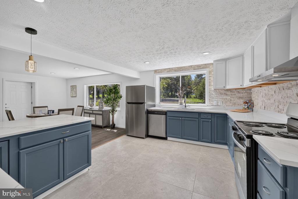 Residential in MARBURY 4