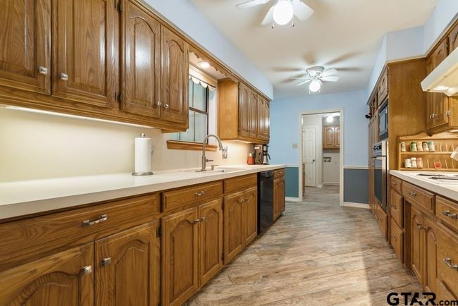 251 Texas Dr, House other with 3 bedrooms, 2 bathrooms and null parking in Hideaway TX | Image 16