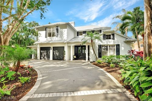 255 2nd Ave N, Naples, FL, 34102-8406 | Card Image