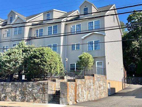 a-319 W Post Rd, White Plains, NY, 10606-2944 | Card Image