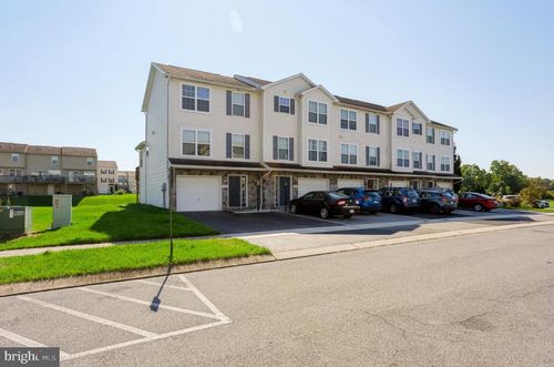 16-3578 Pinecrest Ct, Fayetteville, PA, 17222-9378 | Card Image