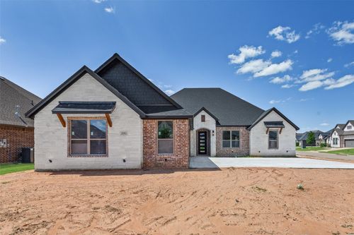 1041 Mickelson Dr, Granbury, TX, 76048-3092 | Card Image