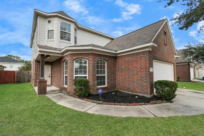 9535 Barr Spring Drive, House other with 4 bedrooms, 2 bathrooms and null parking in Humble TX | Image 2