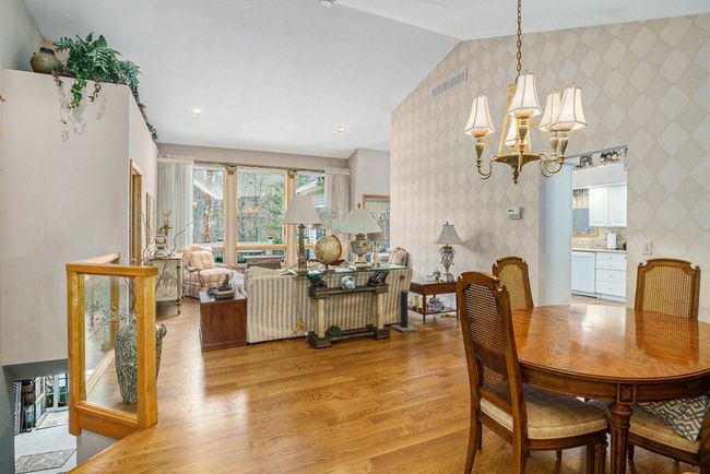2040 Crystal Wood Trl, Condo with 3 bedrooms, 3 bathrooms and null parking in Flushing MI | Image 7