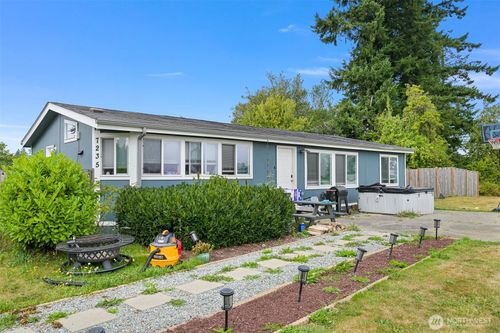 7245 Kickerville Rd, Ferndale, WA, 98248-9692 | Card Image
