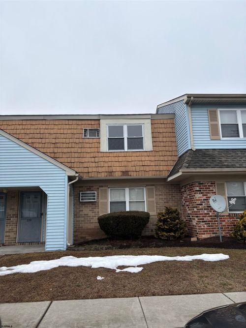 59A Oxford Vlg, Egg Harbor Township, NJ, 08234-4706 | Card Image