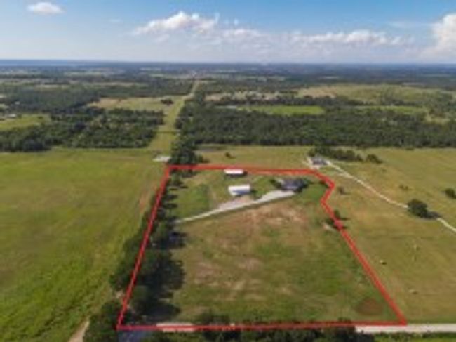 Boundaries are approx. | Image 38