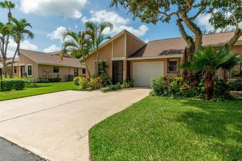 8318 Springtree Rd, Boca Raton, FL, 33496-5125 | Card Image