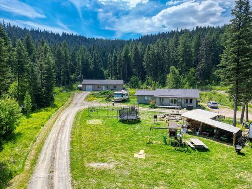 2020 Blacktail Rd, Lakeside, MT, 59922-9558 | Card Image