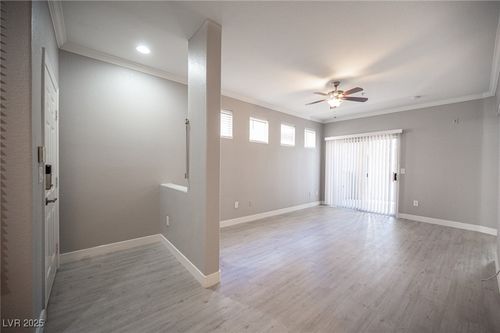 2075-4400 S Jones Blvd, Las Vegas, NV, 89103-3335 | Card Image