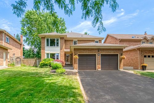 6 Rice Dr, Whitby, ON, L1N7X1 | Card Image