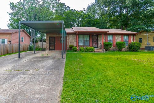 3205 Delicado Dr Nw, Huntsville, AL, 35810-2921 | Card Image
