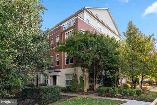 a-12432 Liberty Bridge Rd, FAIRFAX, VA, 22033-6042 | Card Image