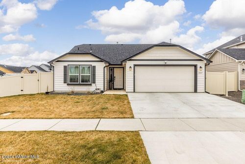 1447 N Mongeau St, Post Falls, ID, 83854-9027 | Card Image