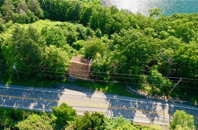State Route 21 , Naples, NY 14512