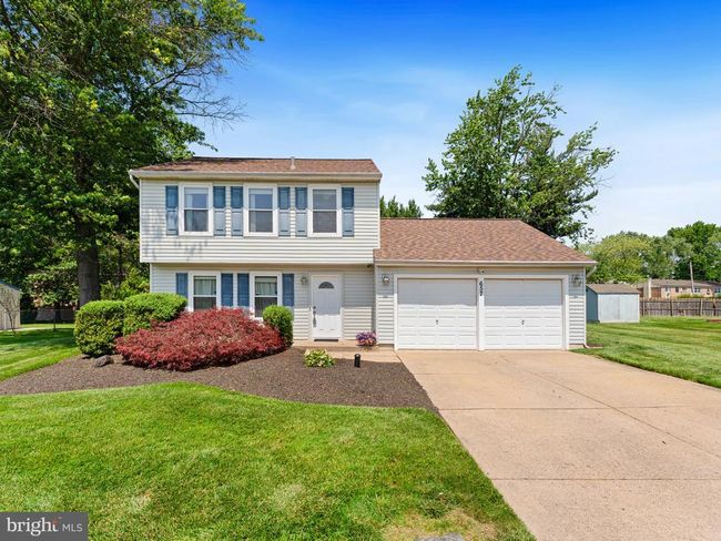 657 S Queen Anne Dr, House other with 3 bedrooms, 2 bathrooms and null parking in FAIRLESS HILLS PA | Image 4