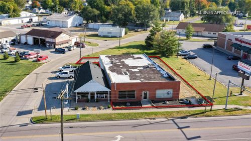 609 S State St, Jerseyville, IL, 62052-2366 | Card Image