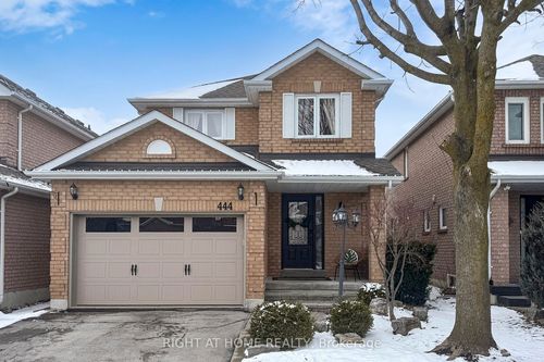 444 Flanagan Crt, Newmarket, ON, L3X2E9 | Card Image
