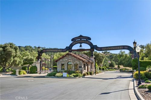 1727 Burnt Rock Way, Templeton, CA, 93465-8381 | Card Image