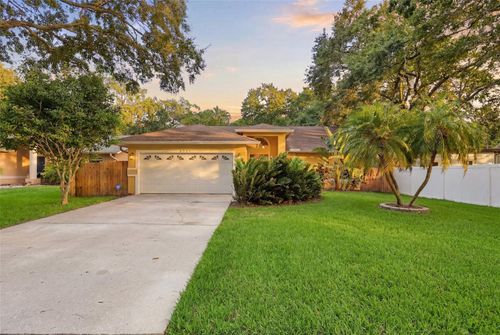 4989 162nd Ave N, CLEARWATER, FL, 33760-3220 | Card Image
