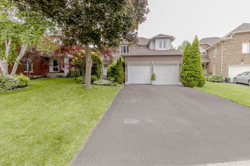 33 Strathroy Cres, Waterdown, ON, L8B0K9 | Card Image