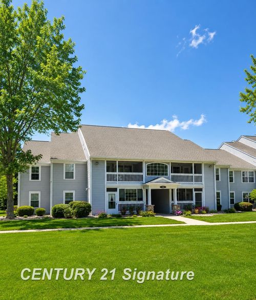 12536 Saint Andrews Way, Fenton, MI, 48430-8870 | Card Image