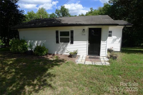 116 Pond St, Lexington, NC, 27292-4126 | Card Image