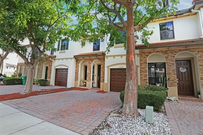 23744 Sw 117th Pl, Townhouse with 3 bedrooms, 2 bathrooms and null parking in Homestead FL | Image 3