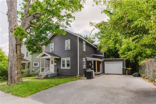 1526 State St, Watertown, NY, 13601-3518 | Card Image