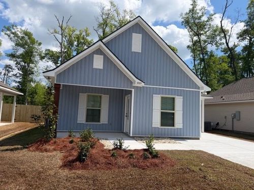 1009 S Pine St, Hammond, LA, 70403-5040 | Card Image