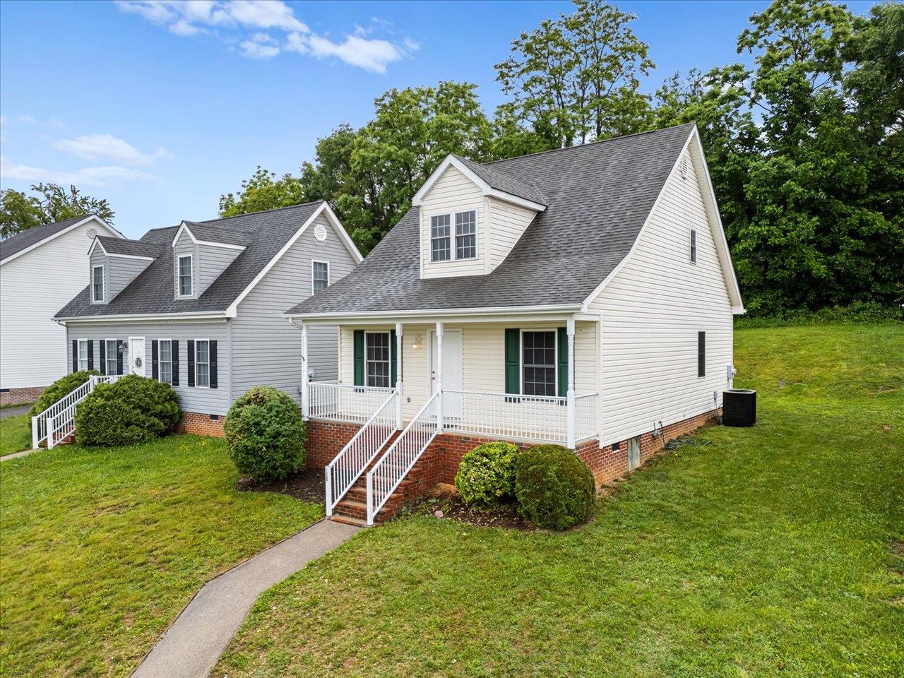 D St, Staunton, VA 24401