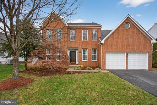 6403 Guard Mount Ct, CENTREVILLE, VA, 20121-2393 | Card Image