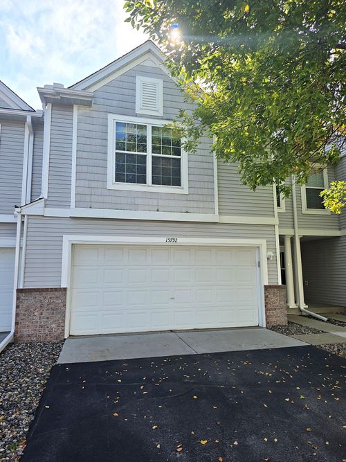 15792 Flan Ct, Apple Valley, MN, 55124-6009 | Card Image